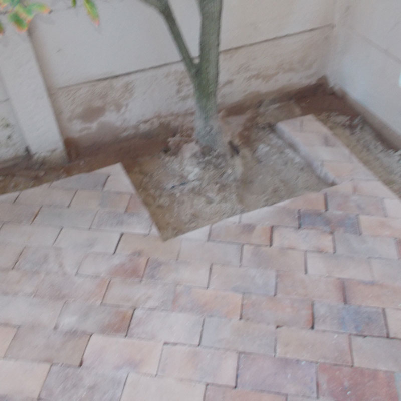 Lay some brick paving in your garden 25