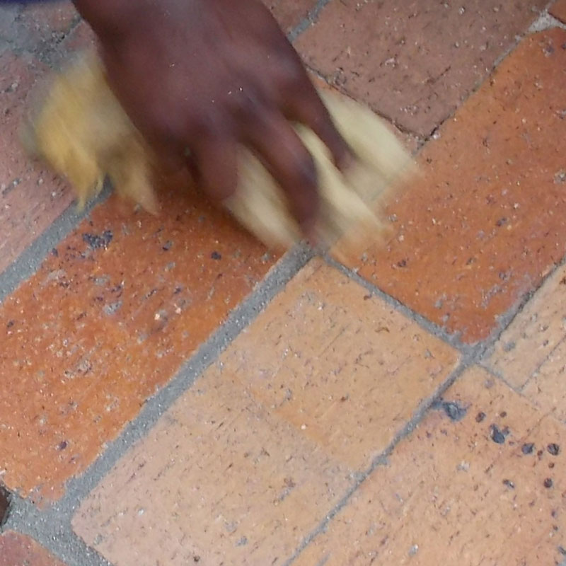 Lay some brick paving in your garden 27